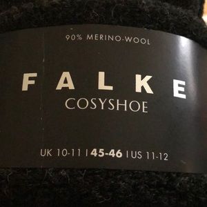 Falke, Cosyshoe. Merino wool slippers, w/ nubs on the sole for improved grip